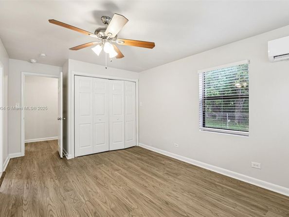 6546 SW 21st St, Miramar FL 33023