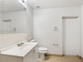 6546 SW 21st St, Miramar FL 33023