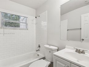 6546 SW 21st St, Miramar FL 33023