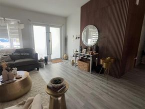 14802 SW 176th Ter, Miami FL 33187