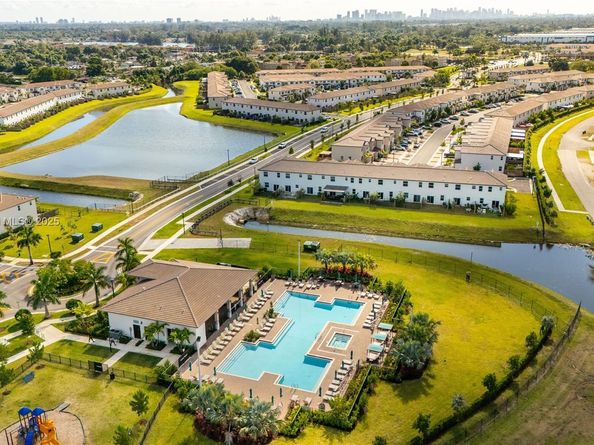 12150 NW 23rd Ct, Miami FL 33167