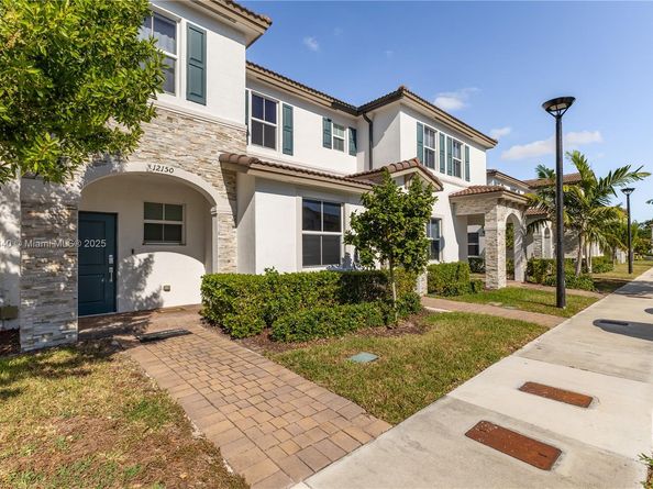 12150 NW 23rd Ct, Miami FL 33167