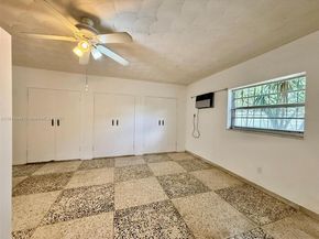 3000 NW 5th St, Miami FL 33125