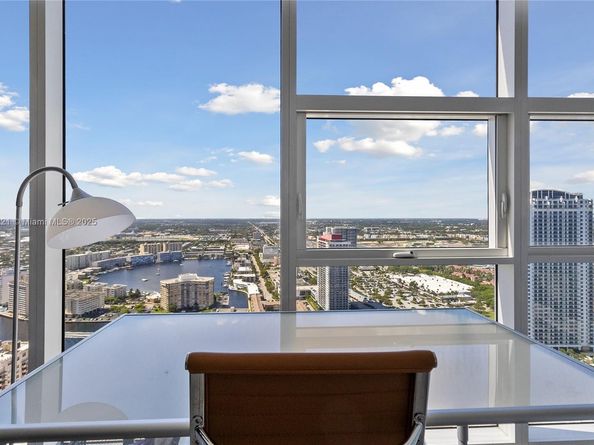 1830 S Ocean Dr 4507, Hallandale Beach FL 33009