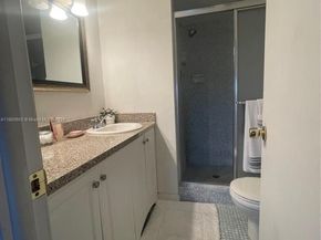 8345 Sunrise Lakes Blvd 309, Sunrise FL 33322