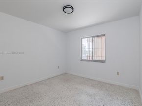 2921 SW 10th St 23, Miami FL 33135