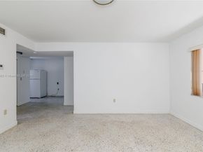 2921 SW 10th St 23, Miami FL 33135
