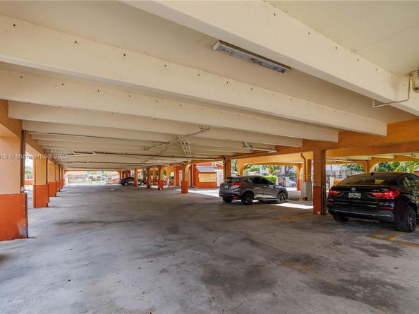 2921 SW 10th St 23, Miami FL 33135