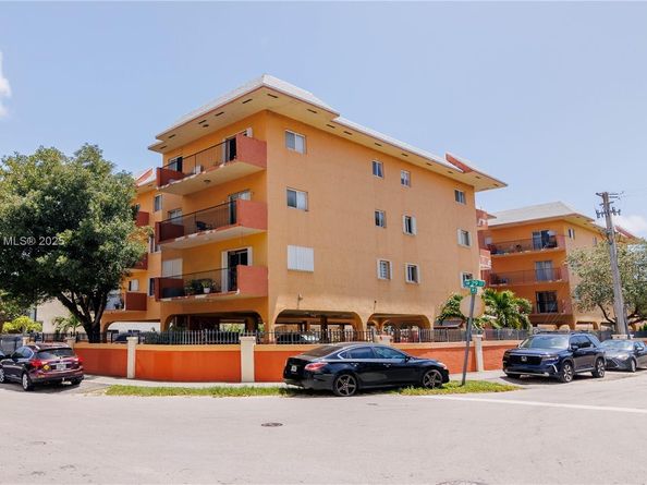 2921 SW 10th St 23, Miami FL 33135