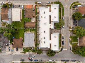 2921 SW 10th St 23, Miami FL 33135