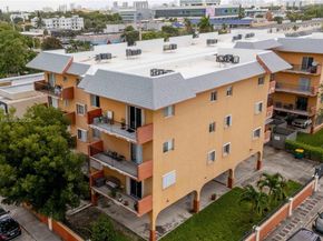 2921 SW 10th St 23, Miami FL 33135