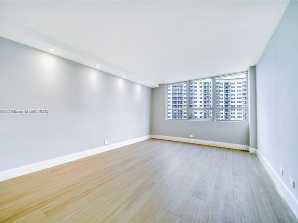 1500 Bay Rd 648S, Miami Beach FL 33139