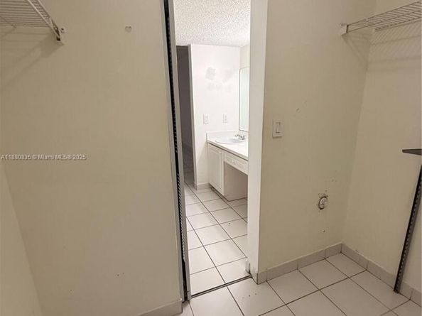 6300 SW 138th Ct 102, Miami FL 33183