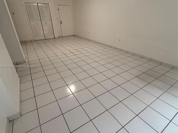 6300 SW 138th Ct 102, Miami FL 33183