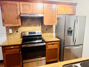 4990 NW 97th Pl 314, Doral FL 33178