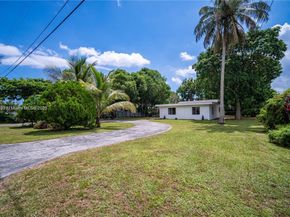 28 NE 164th St, Miami FL 33162