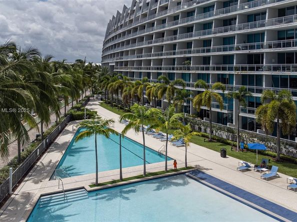 2950 NE 188th St 139, Aventura FL 33180