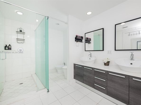 2950 NE 188th St 139, Aventura FL 33180
