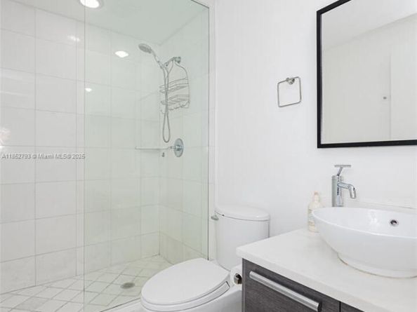 2950 NE 188th St 139, Aventura FL 33180