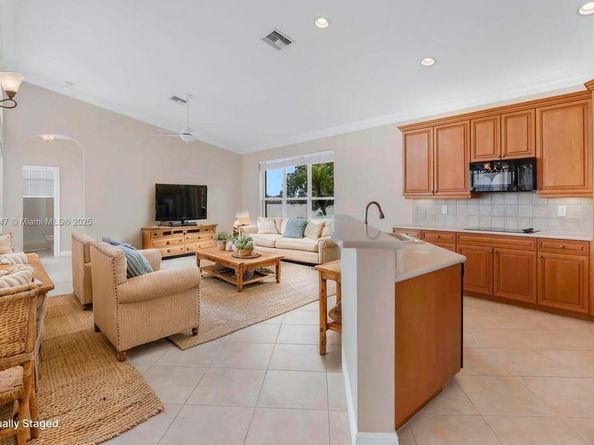 4506 SW 186th Way, Miramar FL 33029