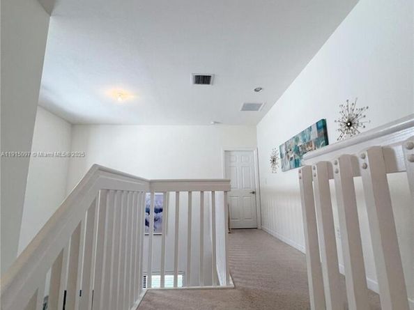 517 SE 34th Ter, Homestead FL 33033