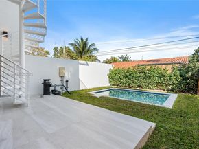 1247 SW 13 Ave A, Miami FL 33135