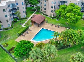 1831 Sabal Palm Dr 306, Davie FL 33324