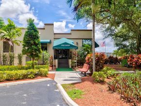 1831 Sabal Palm Dr 306, Davie FL 33324