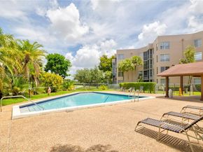 1831 Sabal Palm Dr 306, Davie FL 33324