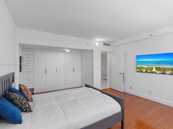 401 69th St 1204, Miami Beach FL 33141