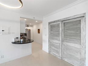 401 69th St 1204, Miami Beach FL 33141