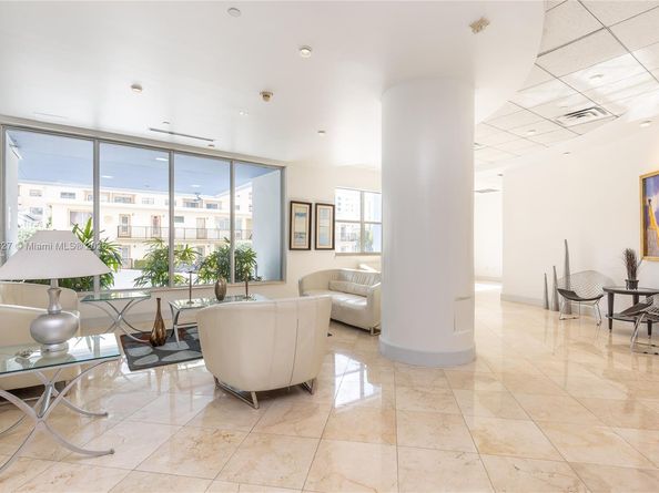 401 69th St 1204, Miami Beach FL 33141