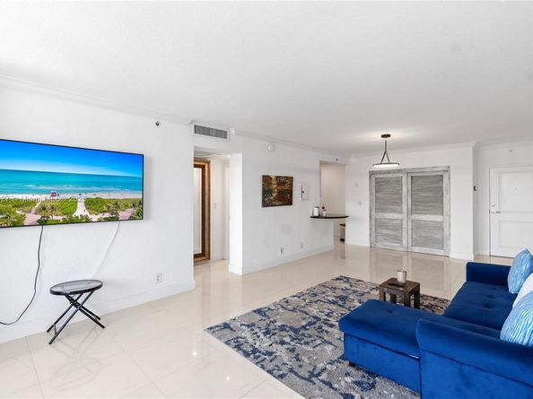 401 69th St 1204, Miami Beach FL 33141