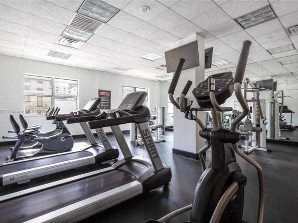 401 69th St 1204, Miami Beach FL 33141