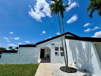 15421 SW 158th St