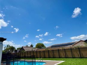 15421 SW 158th St, Miami FL 33187