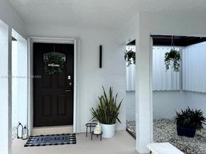15421 SW 158th St, Miami FL 33187