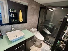 555 NE 15th St 17K, Miami FL 33132