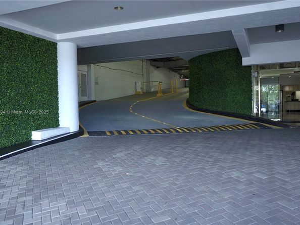 555 NE 15th St 17K, Miami FL 33132