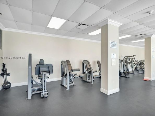 7135 Collins Ave 1614, Miami Beach FL 33141