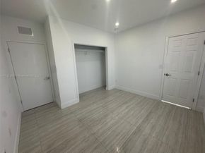 10290 SW 7th Ter, Sweetwater FL 33174