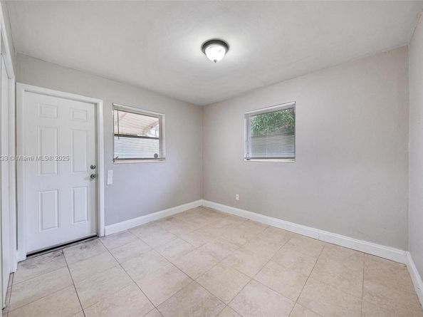 6425 SW 21st St, Miramar FL 33023