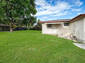 6425 SW 21st St, Miramar FL 33023