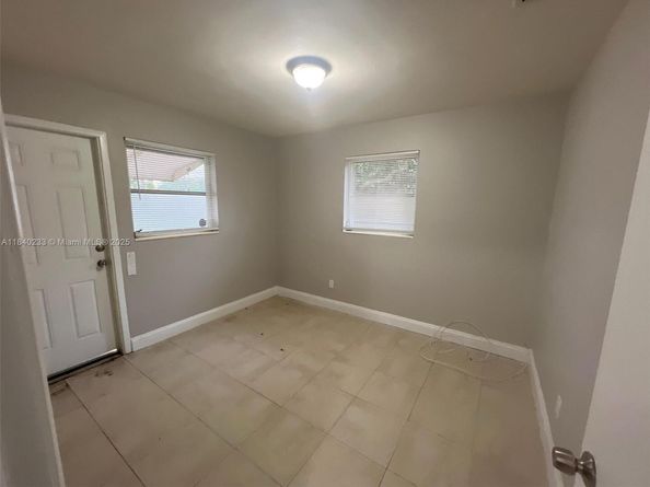 6425 SW 21st St, Miramar FL 33023