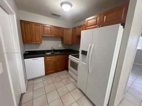 6425 SW 21st St, Miramar FL 33023