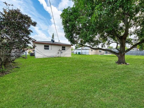 6425 SW 21st St, Miramar FL 33023