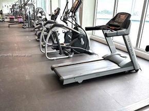 7135 Collins Ave 625, Miami Beach FL 33141