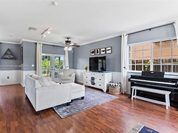 2617 NE 41st Cir, Homestead FL 33033