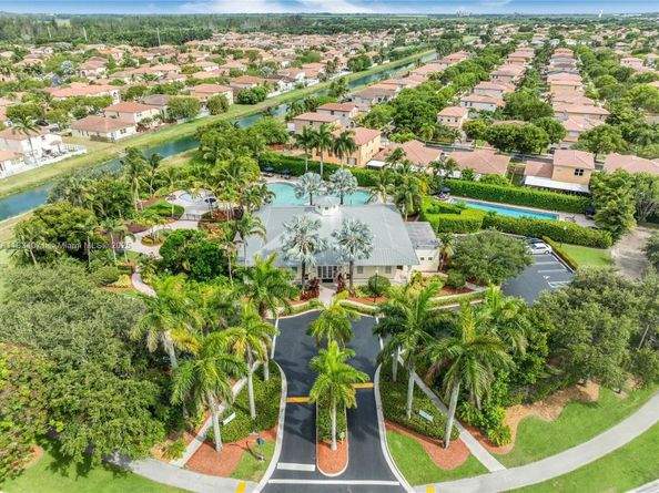 2617 NE 41st Cir, Homestead FL 33033