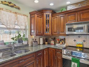 10941 NW 18th St, Pembroke Pines FL 33026